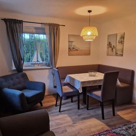 Haus Mit Garten, U Bahn Naehe, Gratis Parkplaetze Viena Exterior foto